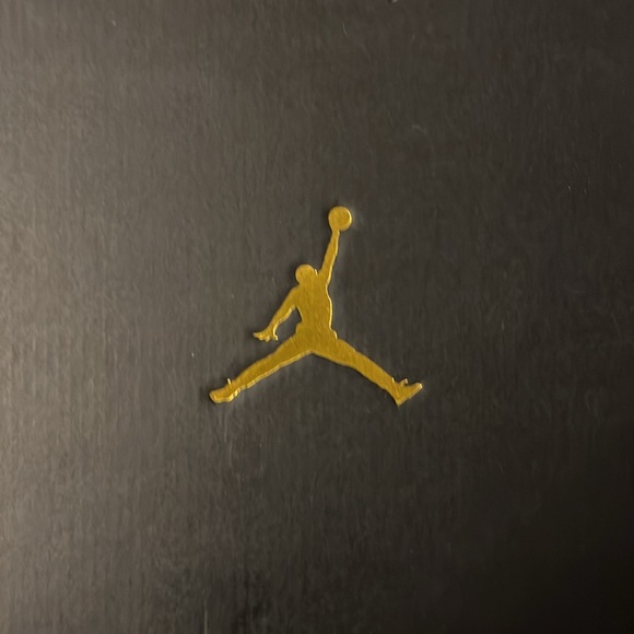 Air Jordan 1 mid - Picture 2 of 3